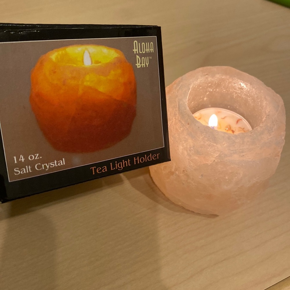 Salt crystal tea light holder